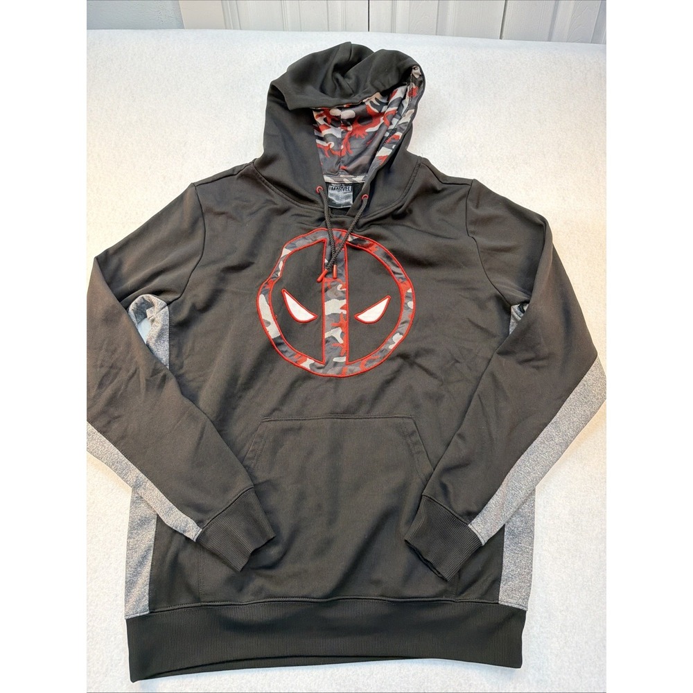 Marvel Men's Deadpool Black Fleece Pullover Hoodie Sweatshirt Camo Size Medium